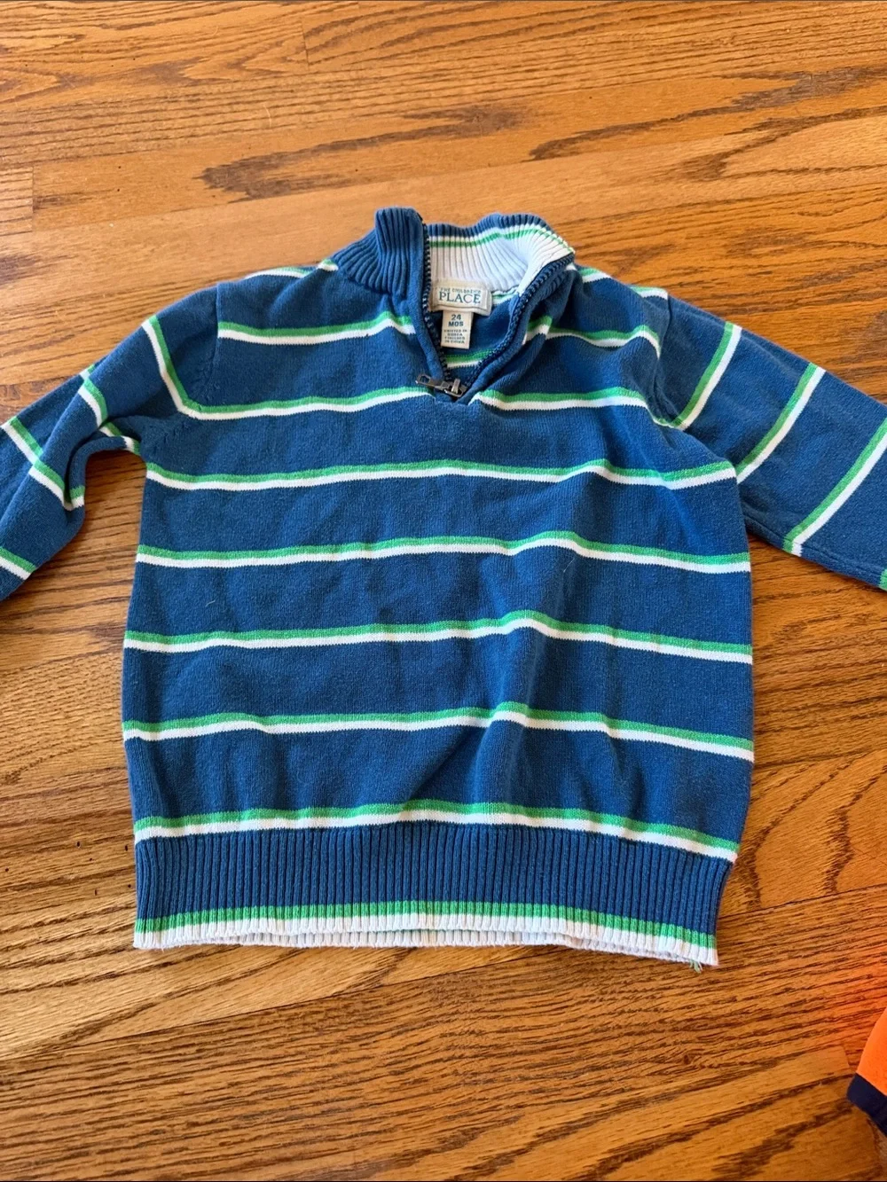 OshKosh Bgosh 24 necklines